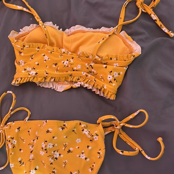 Target Xhilaration Floral Bikini - Picture 4 of 7